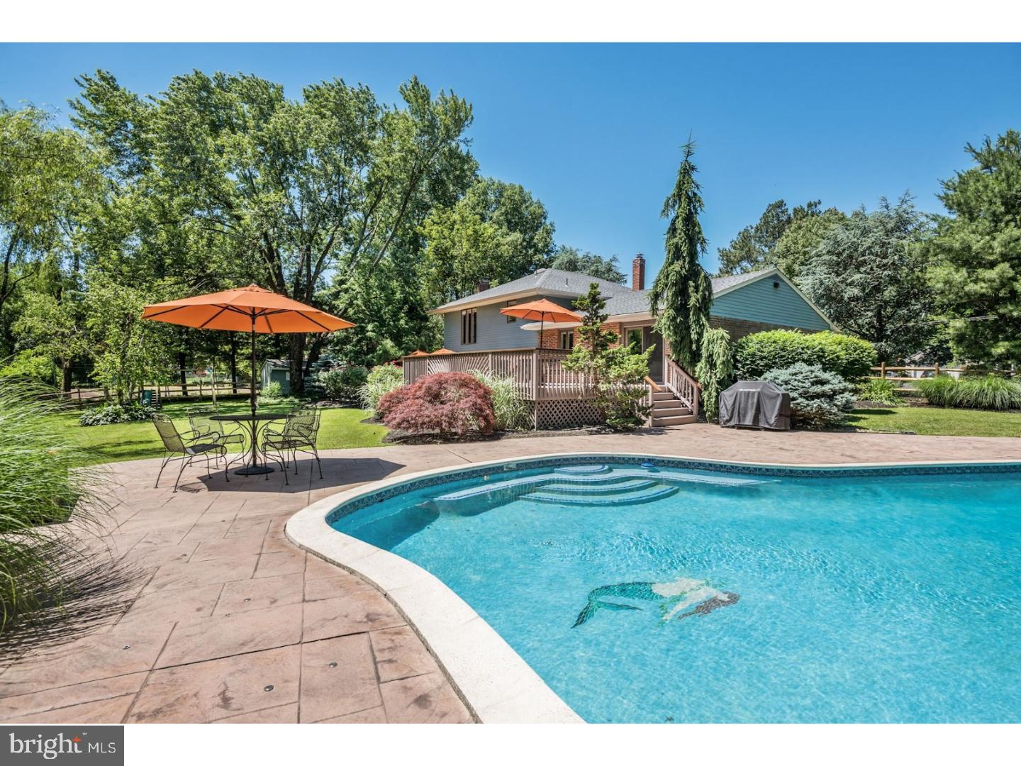513 Middlesex Drive Moorestown, NJ 08057 - Photo 17 of 21 Pool