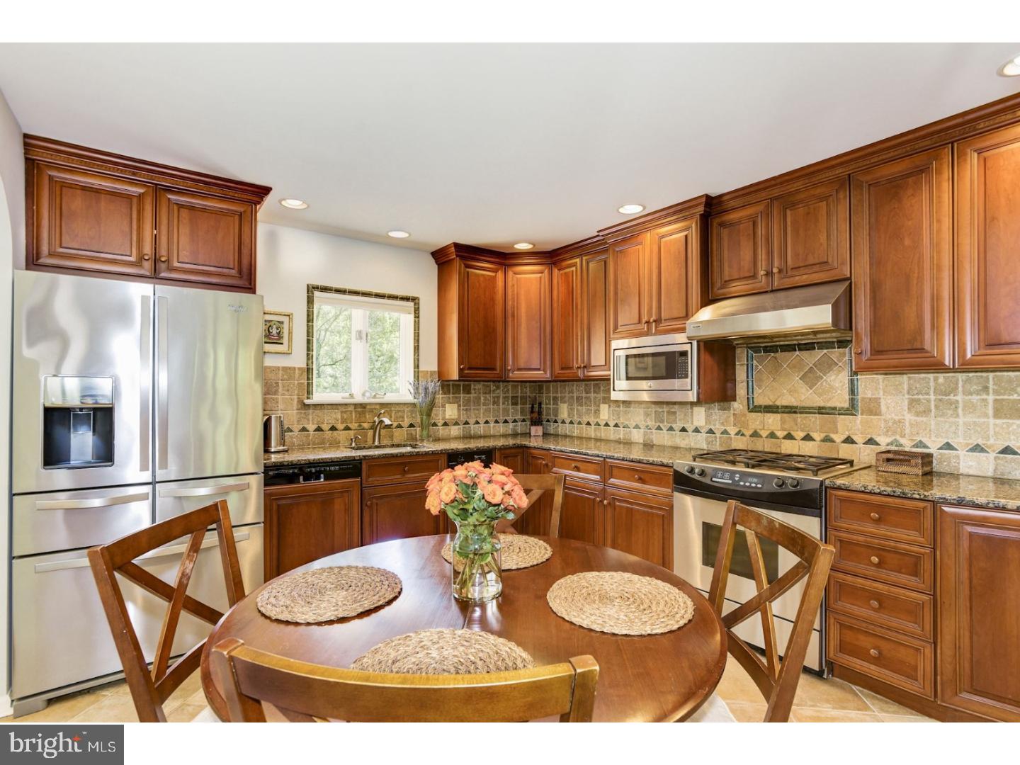 513 Middlesex Drive Moorestown, NJ 08057 - Photo 7 of 21 Kitchen