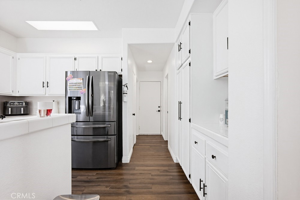 16248 Twilight Circle Riverside, CA 92503 - Photo 13 of 40