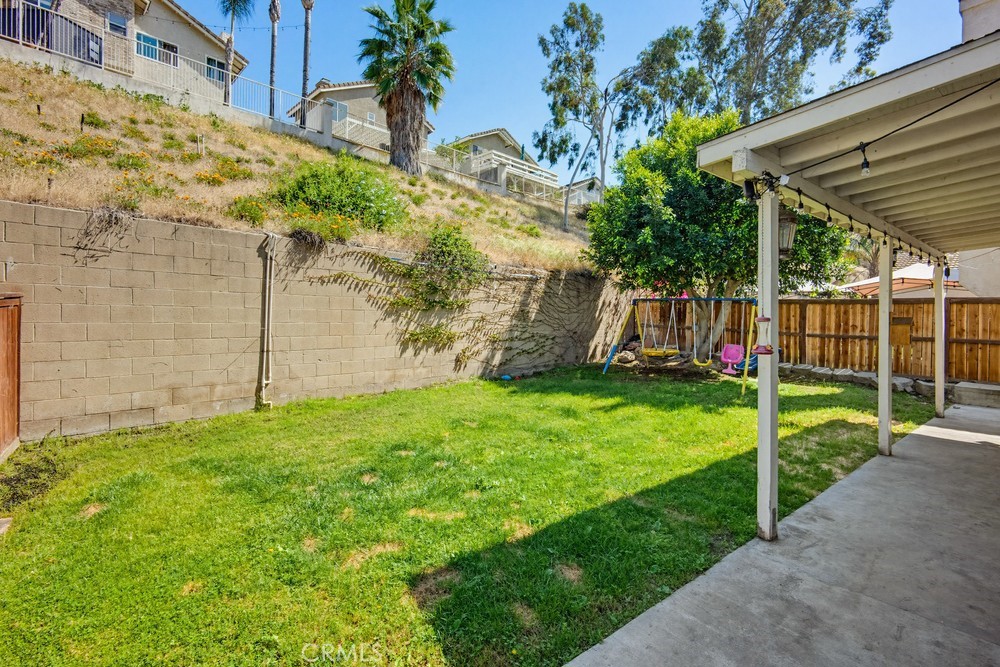 16248 Twilight Circle Riverside, CA 92503 - Photo 38 of 40