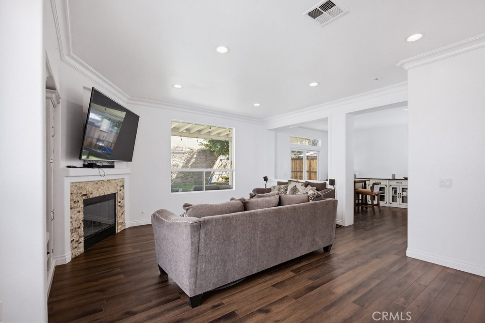 16248 Twilight Circle Riverside, CA 92503 - Photo 6 of 40