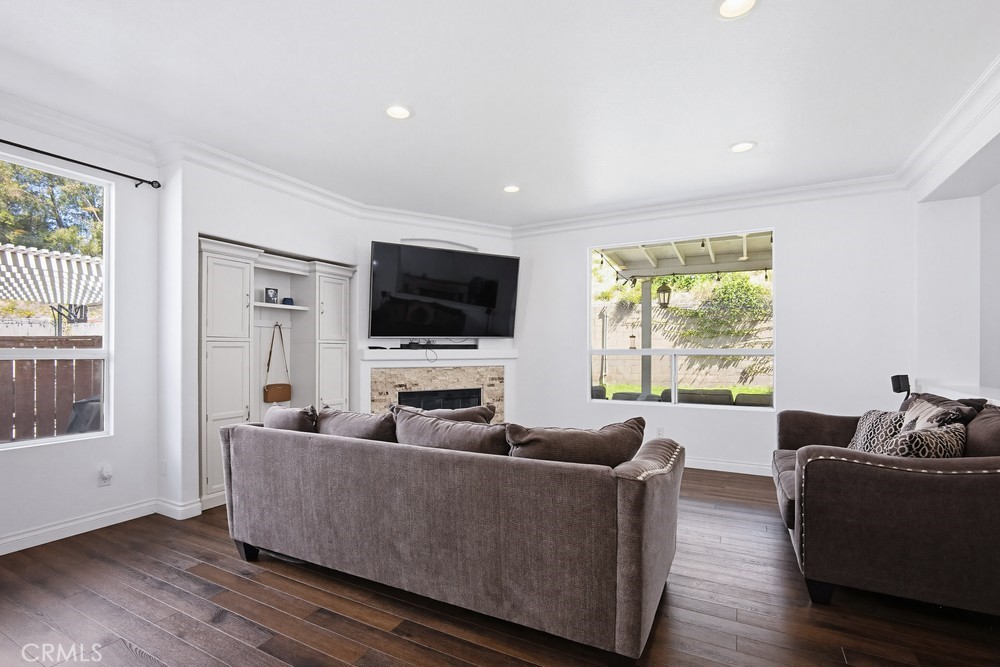 16248 Twilight Circle Riverside, CA 92503 - Photo 7 of 40