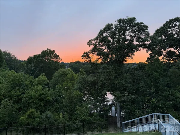 $1,195,000 | 309 West Waterlynn Road, Mooresville, NC 28117