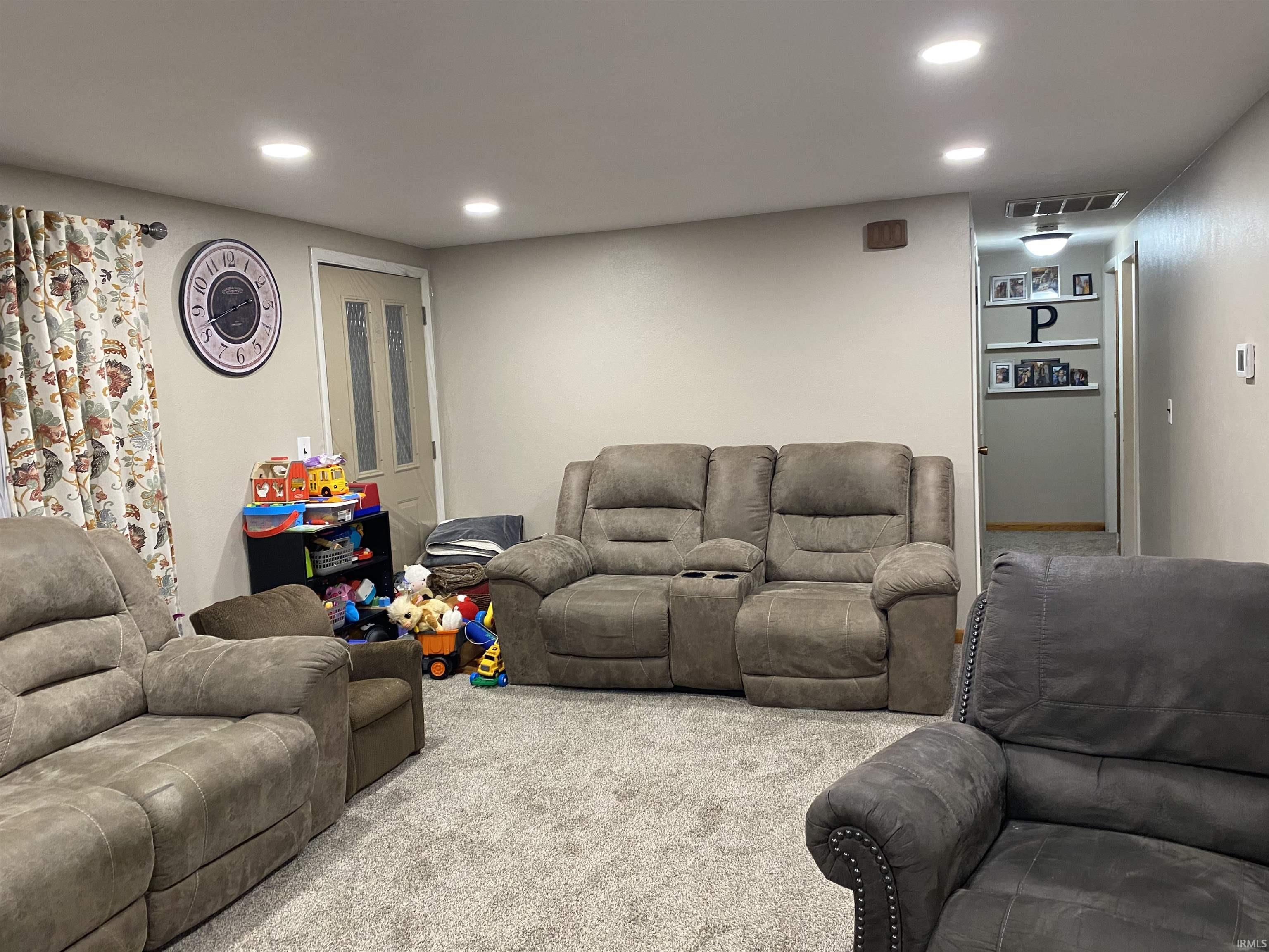 2086 West 75 South Portland, IN 47371 - Photo 3 of 24