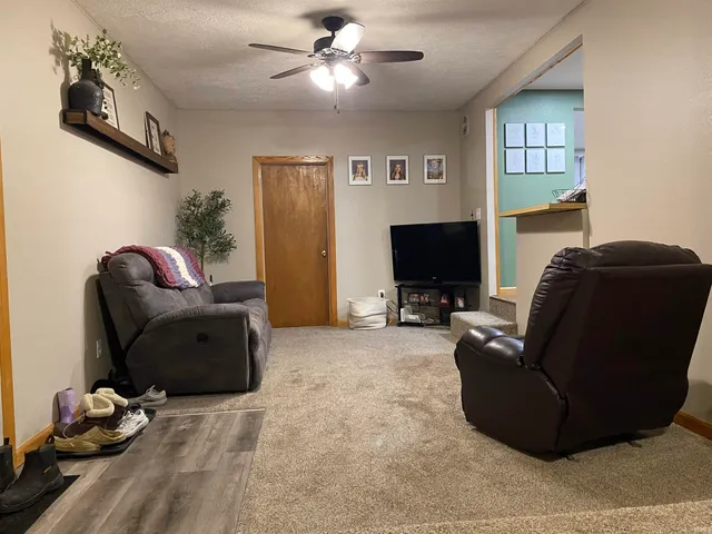 $179,900 | 2086 West 75 South, Portland, IN 47371