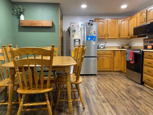 $179,900 | 2086 West 75 South, Portland, IN 47371