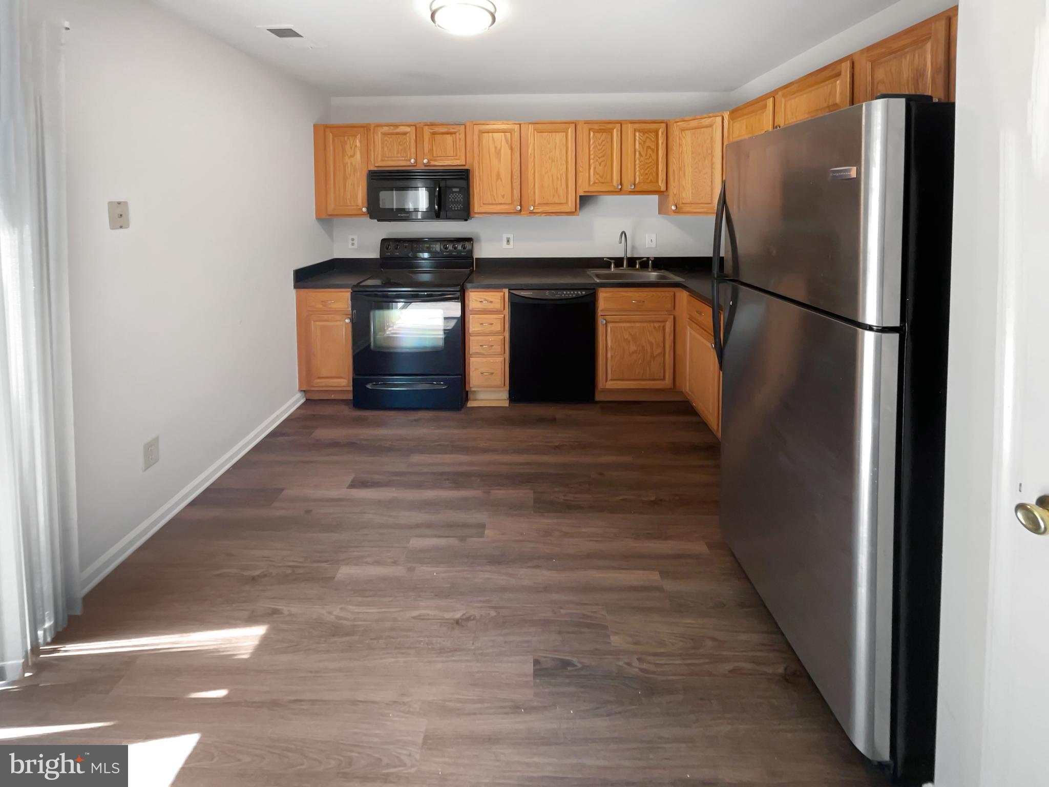 4229 Stockbridge Drive Dumfries, VA 22025 - Photo 2 of 20