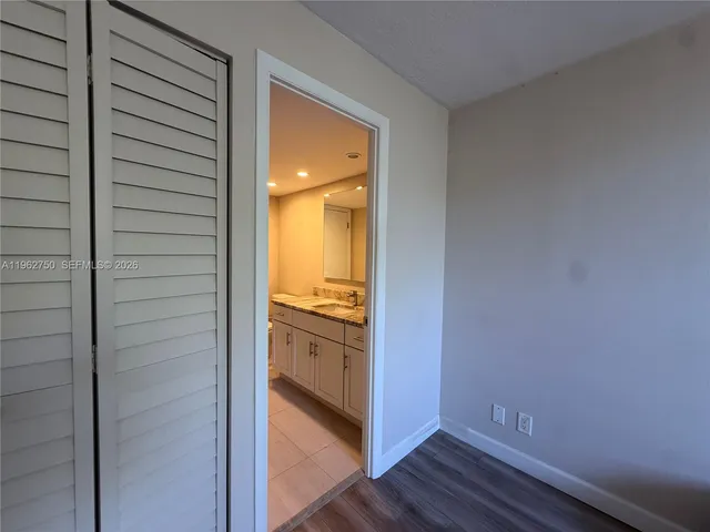 $300,000 | 5301 Northwest 2nd Avenue, Unit PHA, Boca Raton, FL 33487