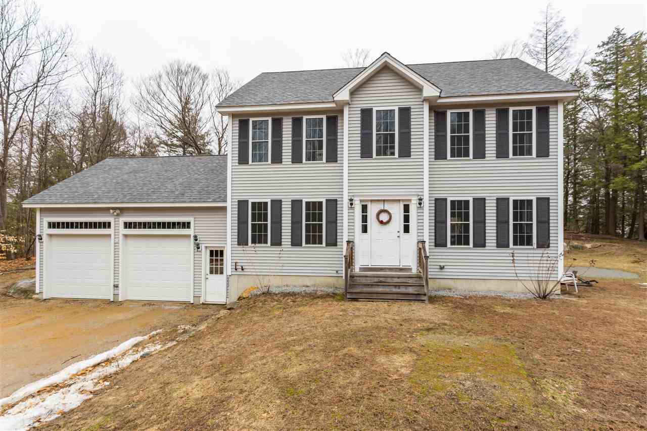 17 Country Road Deerfield, NH 03037 - Photo 1 of 37