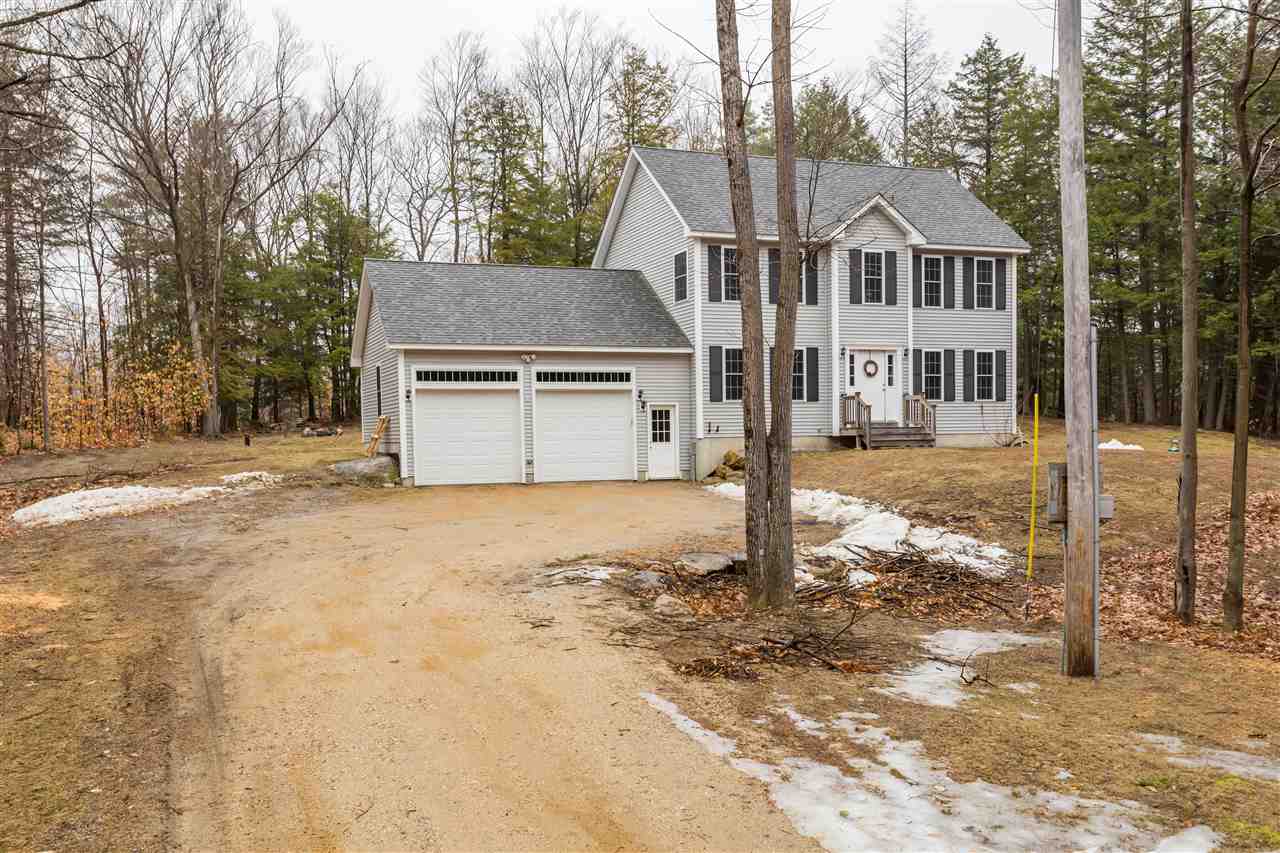 17 Country Road Deerfield, NH 03037 - Photo 5 of 37