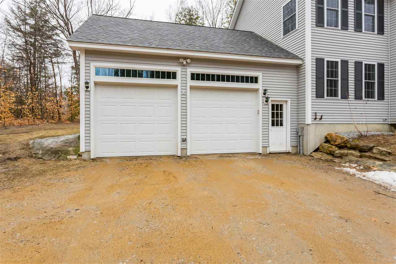 17 Country Road Deerfield, NH 03037 - Photo 6 of 37