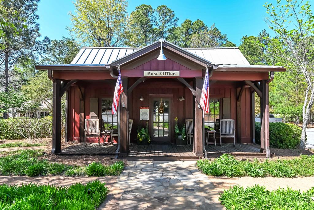 279 White Oak Road Pine Mountain, GA 31822 - Photo 14 of 25 a front view of a house