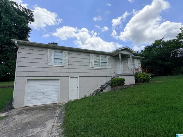 $144,900 | 2701 8th Street Northeast, Center Point, AL 35215