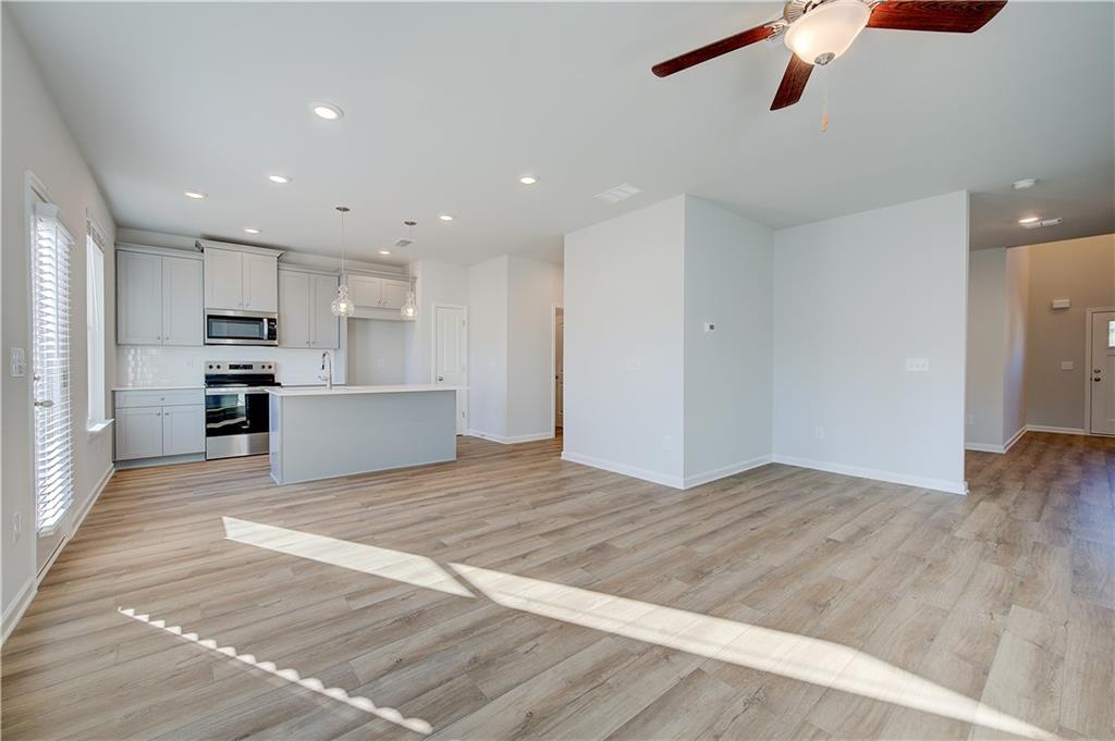 49 Cedar Drive Fairburn, GA 30213 - Photo 6 of 26