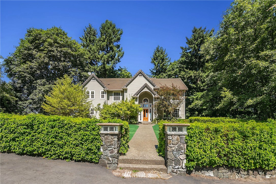 4331 Southwest Luana Beach Road Vashon, WA 98070 - Photo 1 of 25