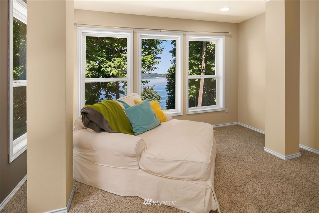 4331 Southwest Luana Beach Road Vashon, WA 98070 - Photo 18 of 25