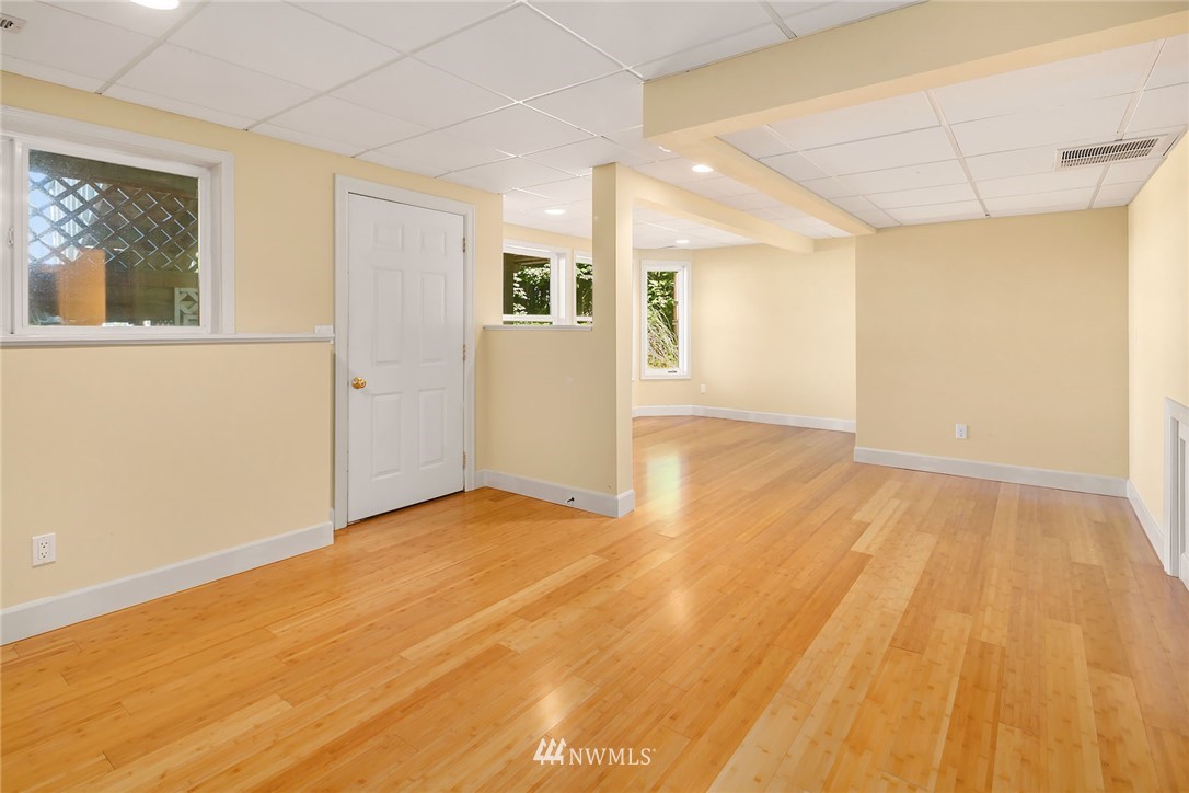 4331 Southwest Luana Beach Road Vashon, WA 98070 - Photo 22 of 25