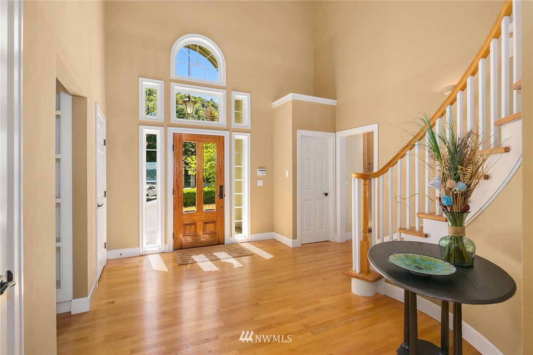 4331 Southwest Luana Beach Road Vashon, WA 98070 - Photo 5 of 25
