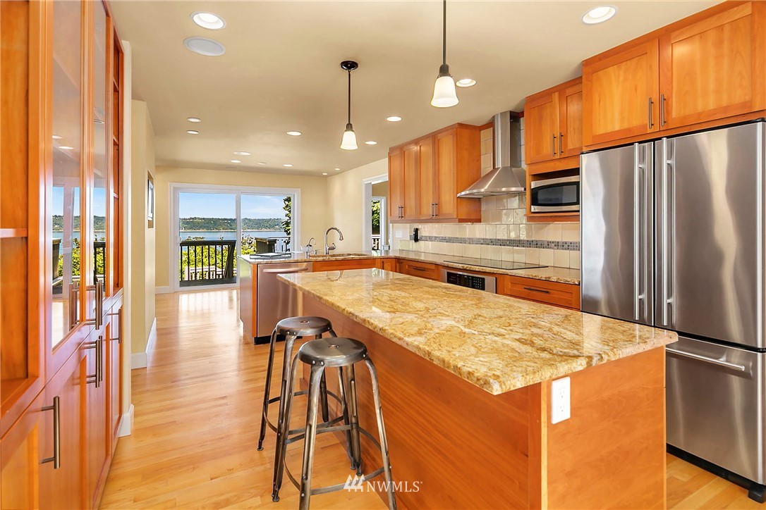 4331 Southwest Luana Beach Road Vashon, WA 98070 - Photo 8 of 25