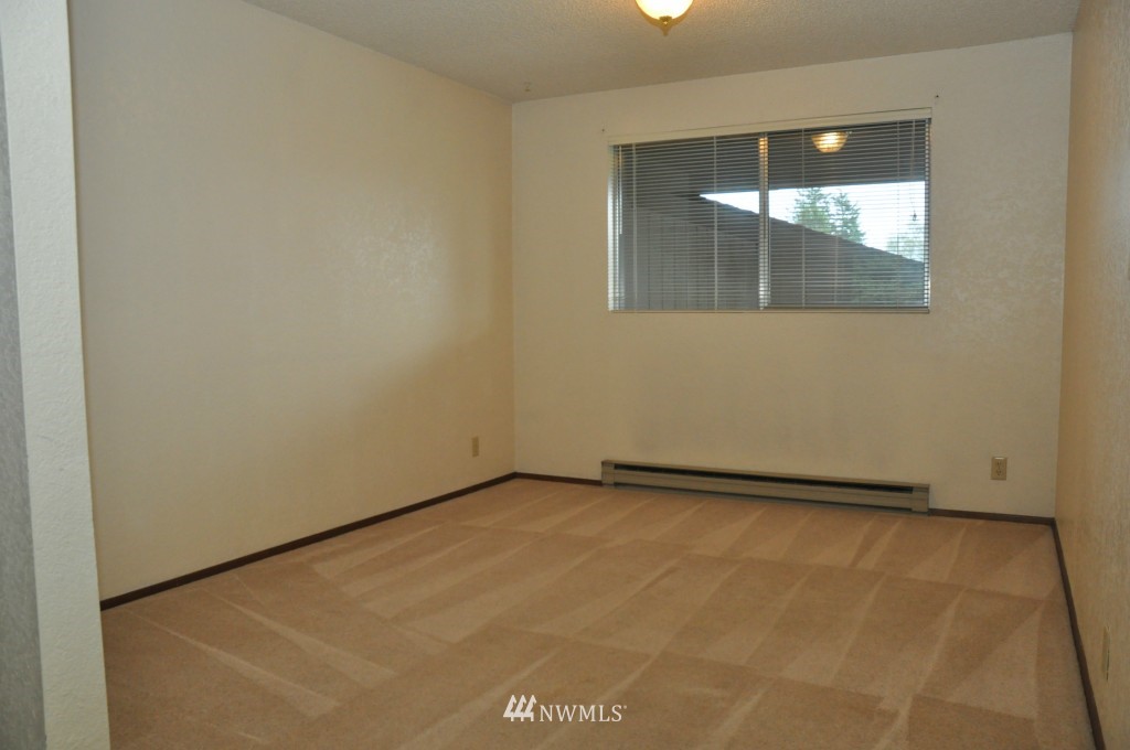 17464 Dunbar Road Mount Vernon, WA 98273 - Photo 3 of 15 Gallery Image 3