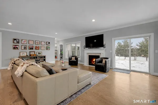 $750,000 | 322 Tuttle Road, Durham, CT 06422