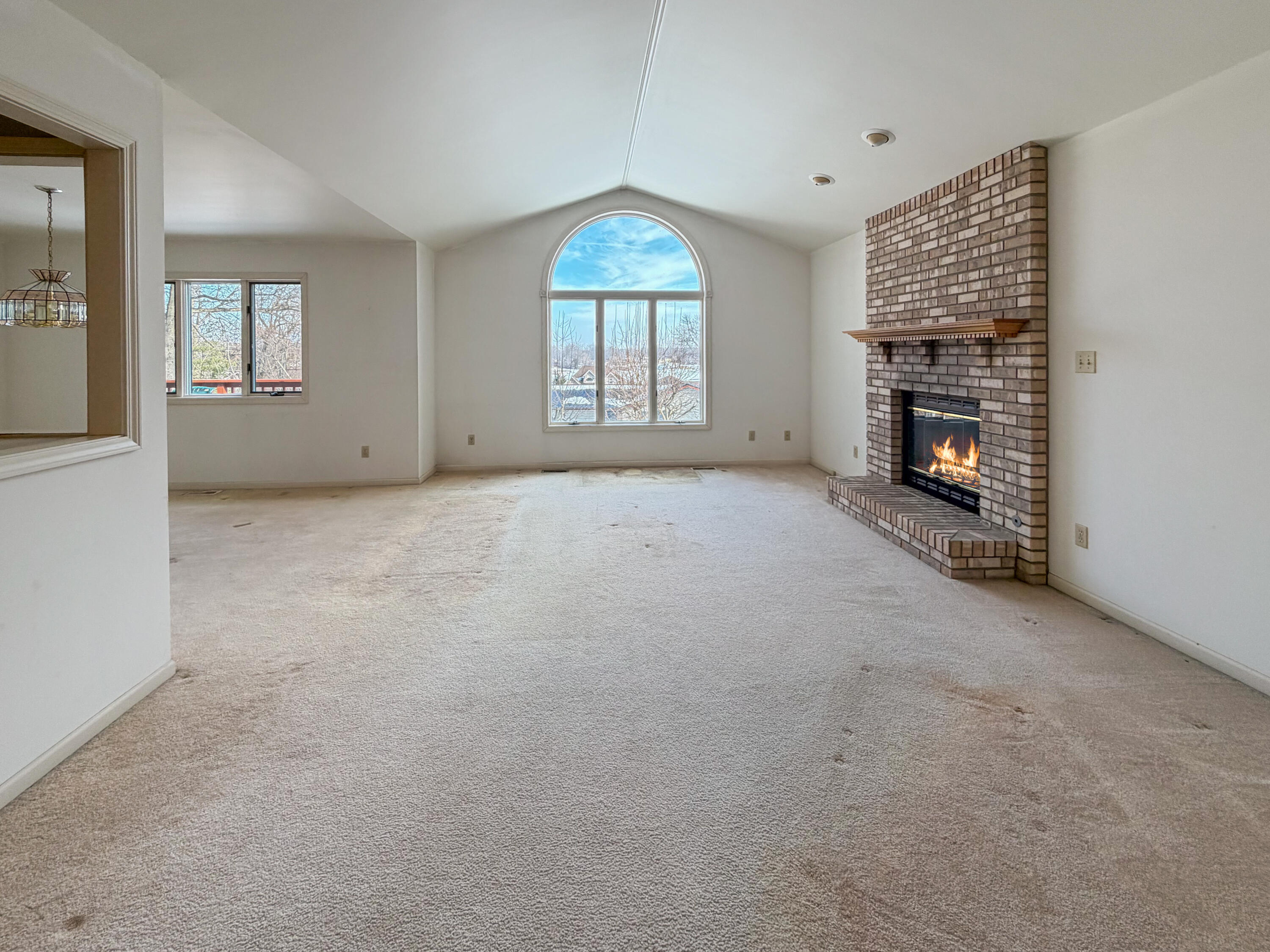 1128 Country Club Drive Crown Point, IN 46307 - Photo 2 of 26 3000x2250