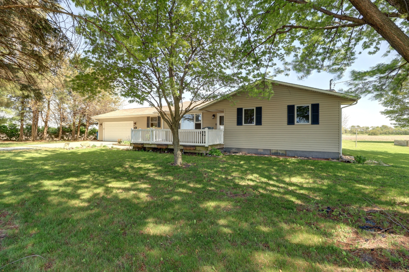 6740 Albany Road Erie, IL 61250 - Photo 8 of 37 Gallery Image 8