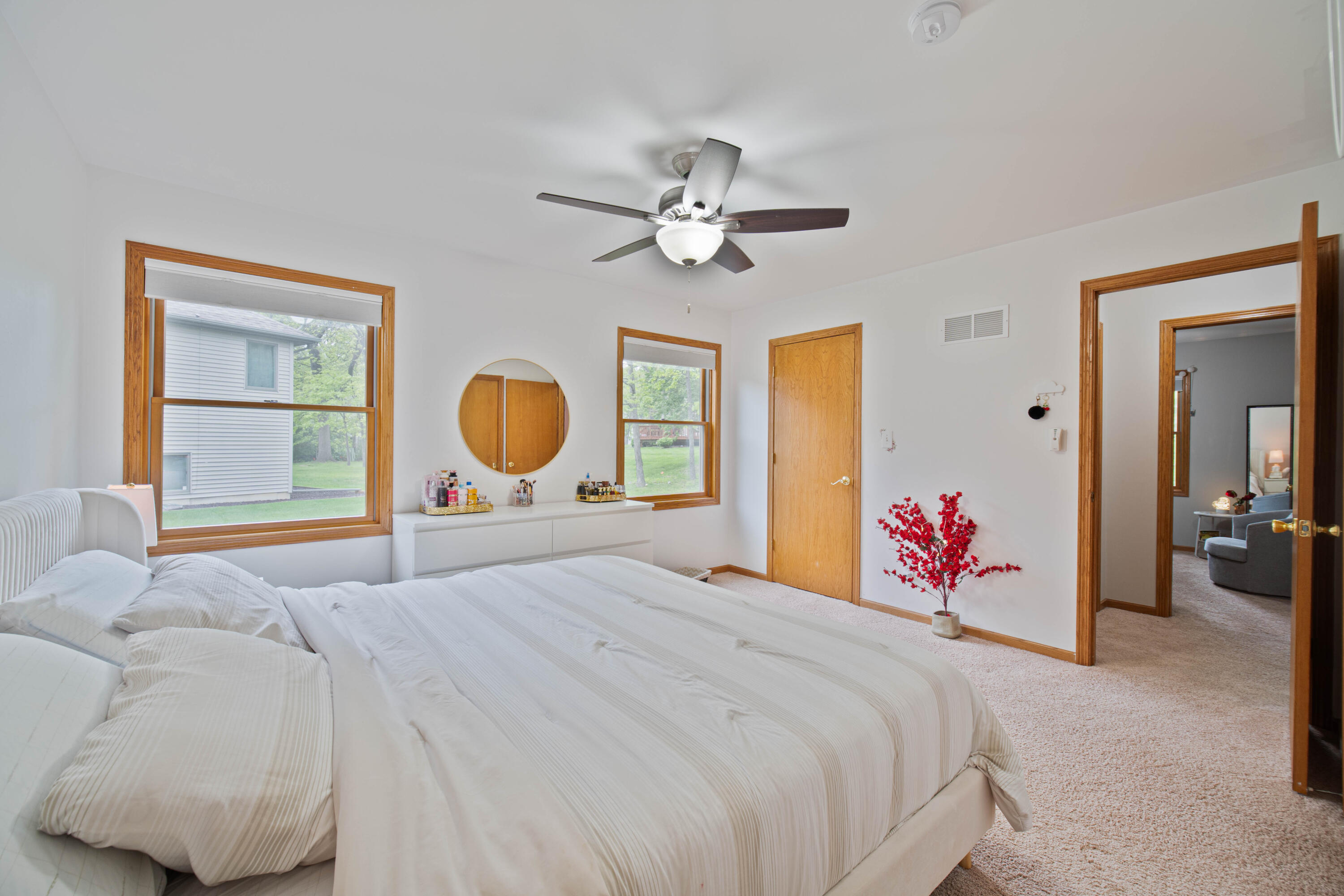 7019 Forest Ridge Drive Schererville, IN 46375 - Photo 13 of 19 3000x2000