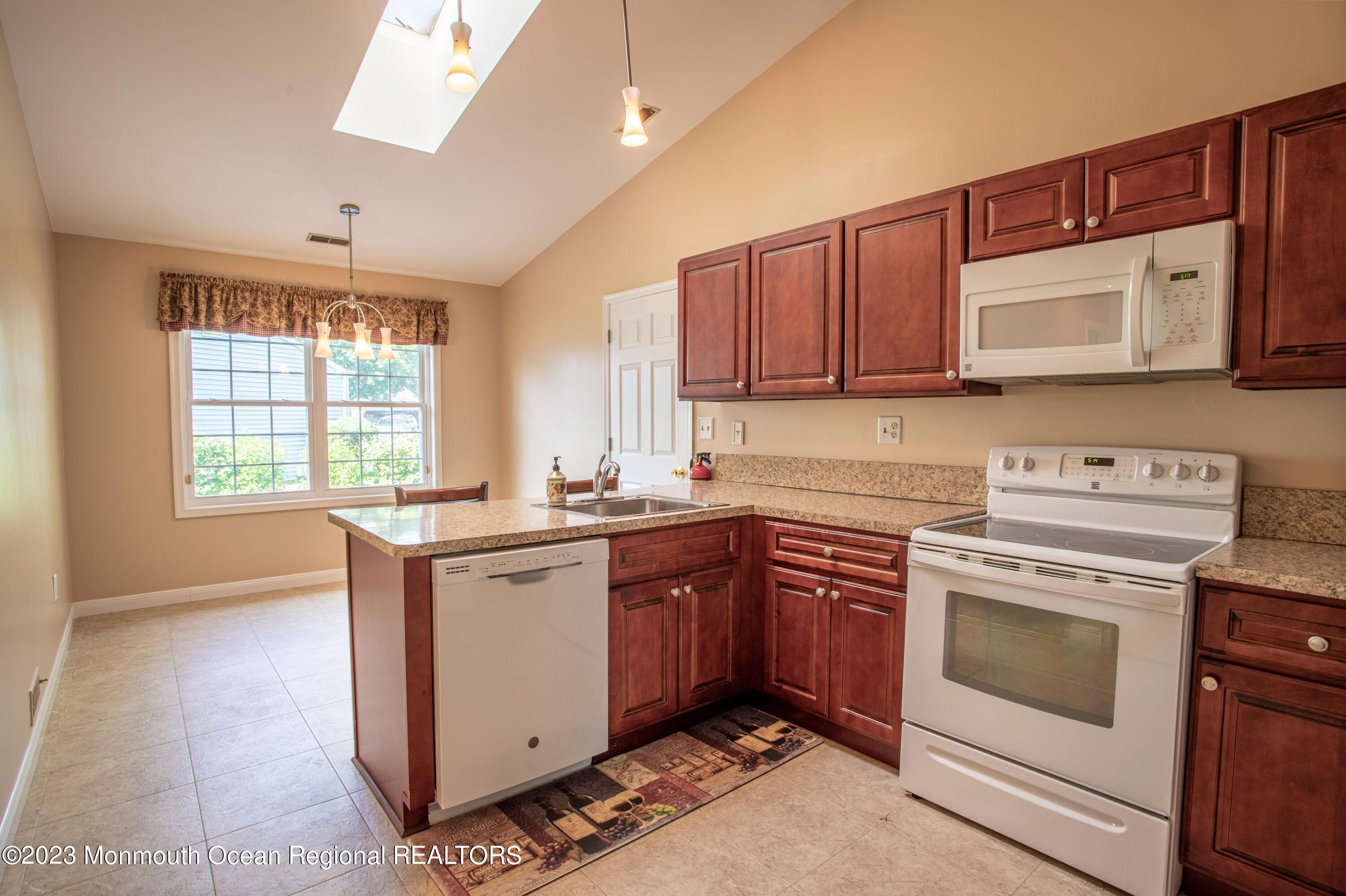 23 Farmview Lane Columbus, NJ 08022 - Photo 13 of 19 Farmview 16