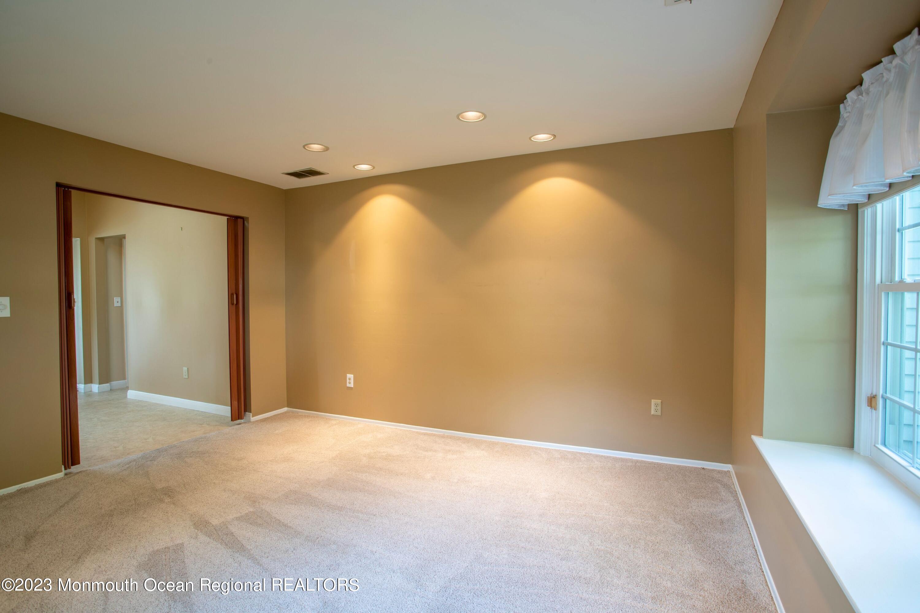 23 Farmview Lane Columbus, NJ 08022 - Photo 9 of 19 Farmview 8