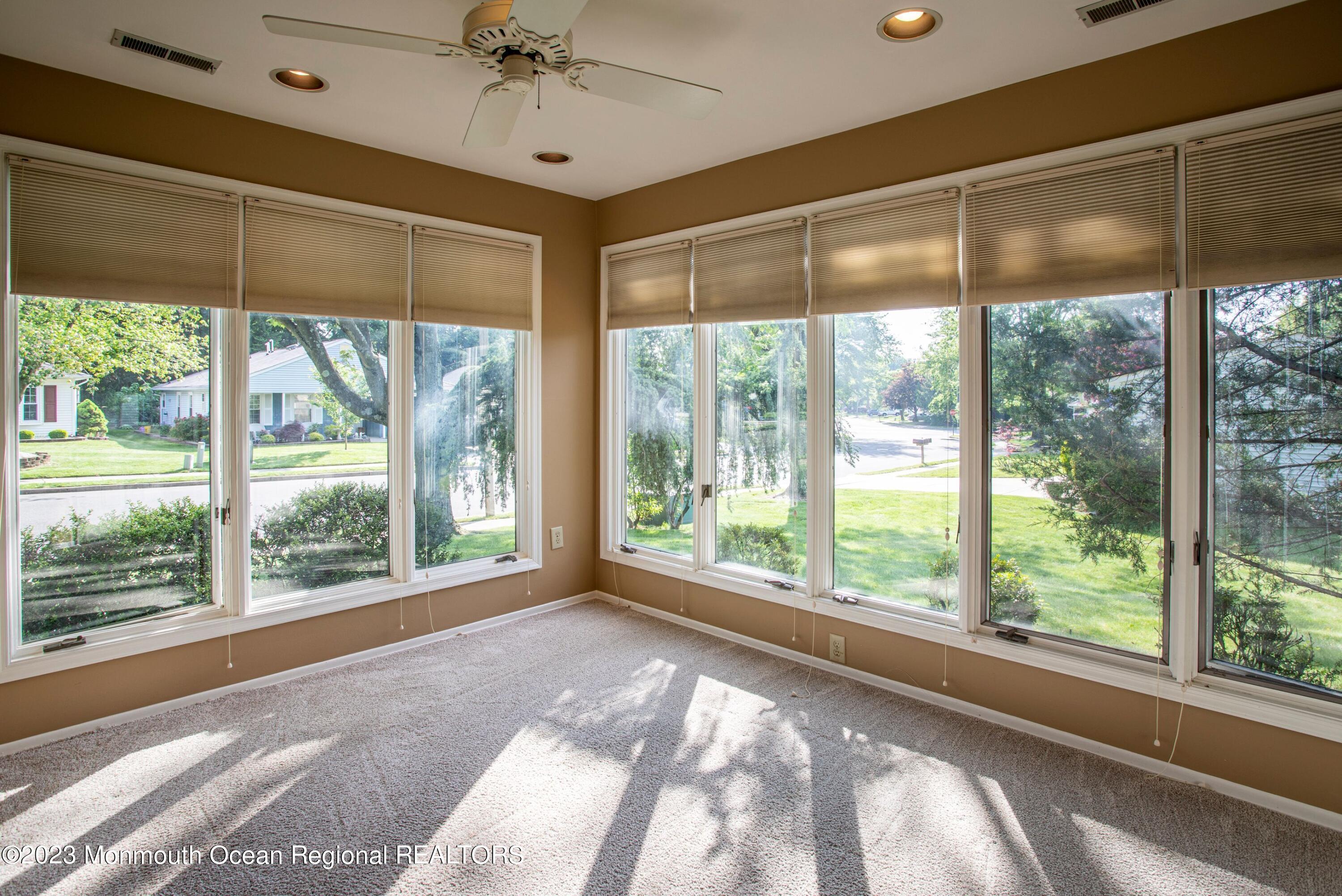 23 Farmview Lane Columbus, NJ 08022 - Photo 10 of 19 Farmview 11