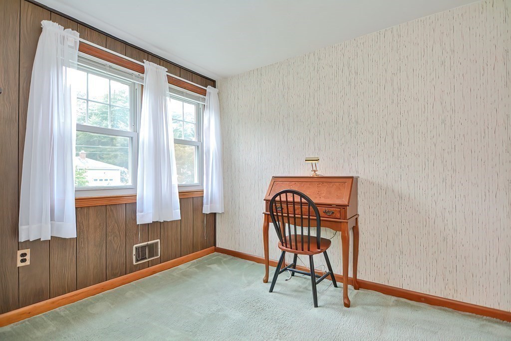 75 Dorset Road Holliston, MA 01746 - Photo 15 of 32 Gallery Image 15