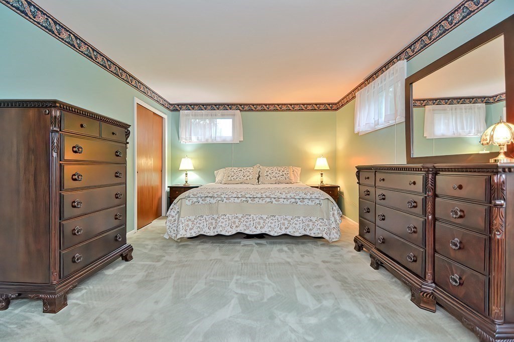 75 Dorset Road Holliston, MA 01746 - Photo 21 of 32 Gallery Image 21