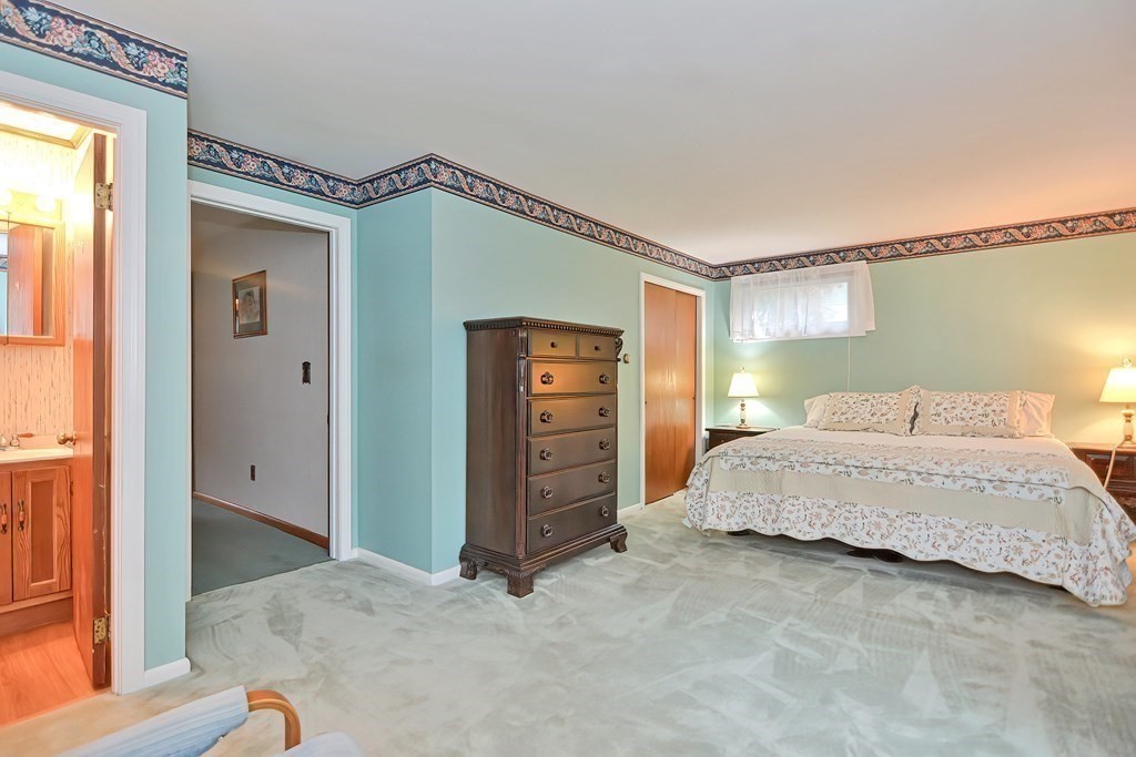 75 Dorset Road Holliston, MA 01746 - Photo 23 of 32 Gallery Image 23