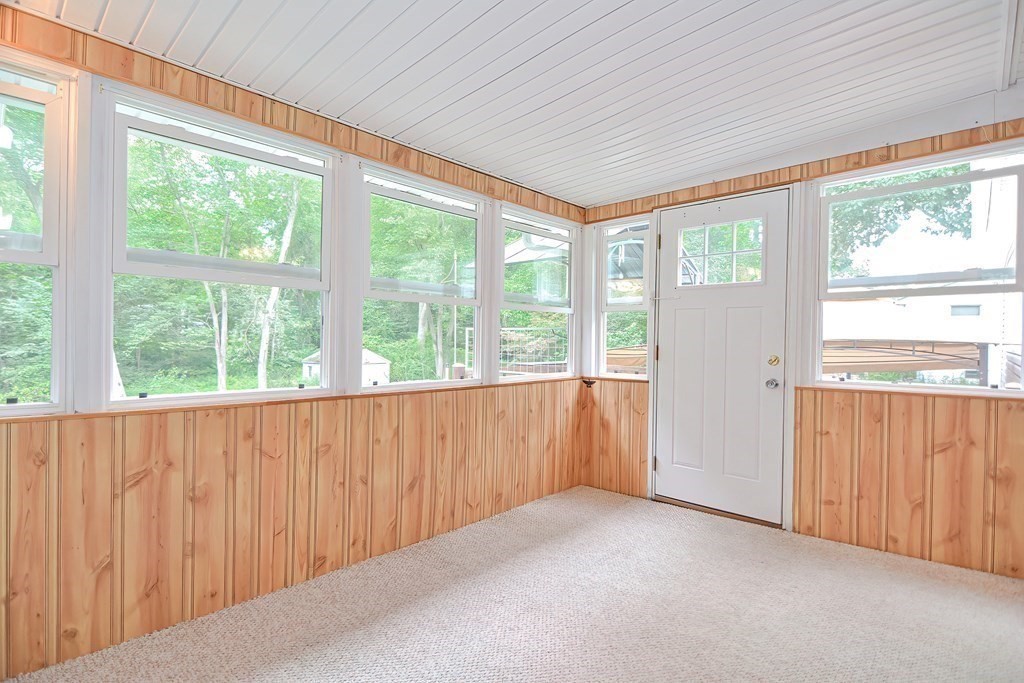 75 Dorset Road Holliston, MA 01746 - Photo 27 of 32 Gallery Image 27