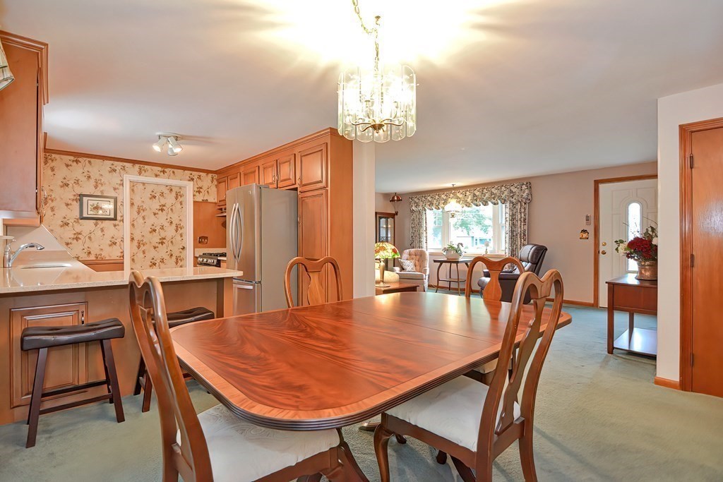75 Dorset Road Holliston, MA 01746 - Photo 8 of 32 Gallery Image 8