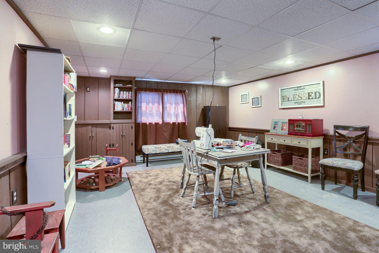 1228 Lampeter Road Lancaster, PA 17602 - Photo 17 of 21 Gallery Image 17