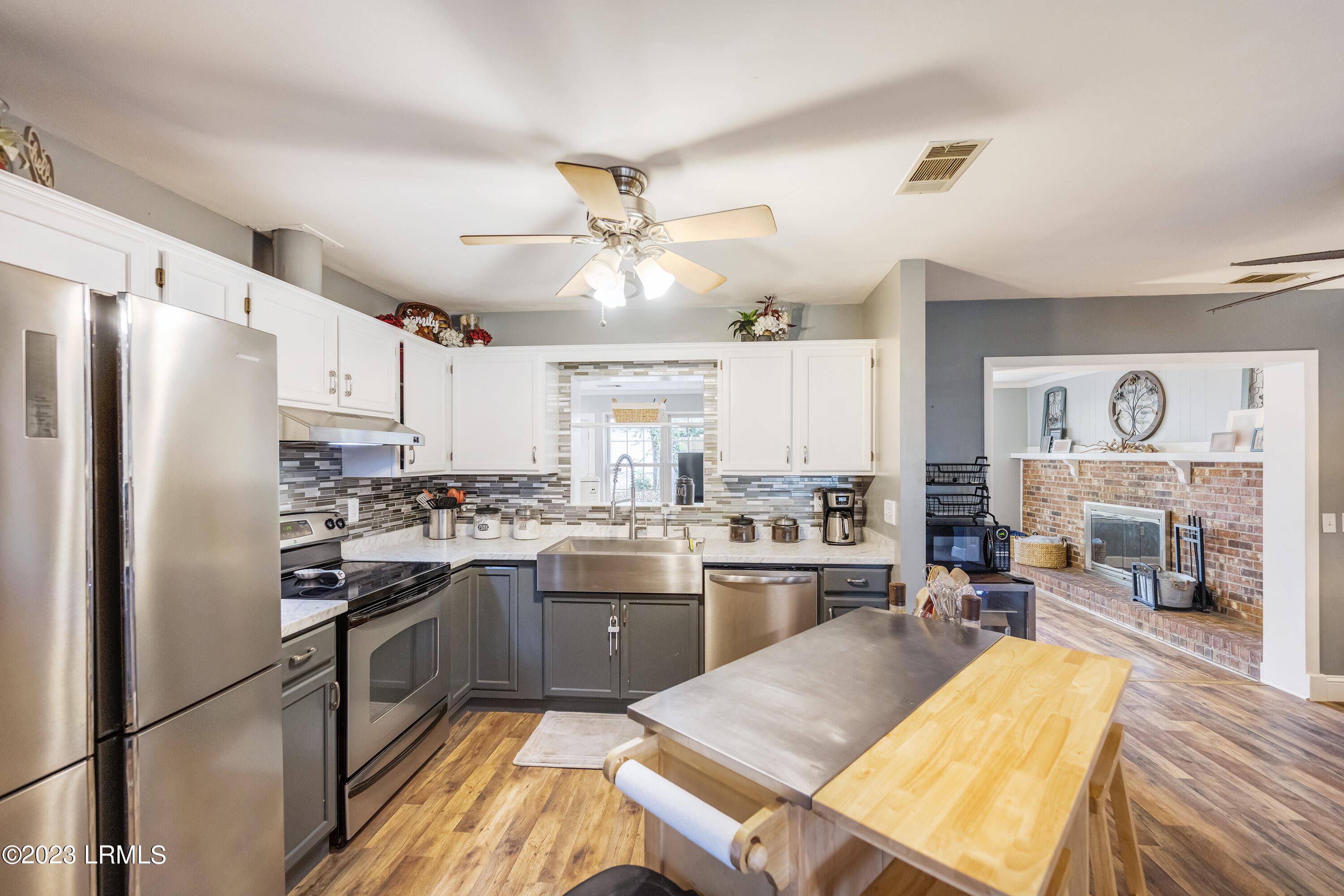 4017 Shell Point Road Beaufort, SC 29906 - Photo 12 of 47 4017 Shell Point_09
