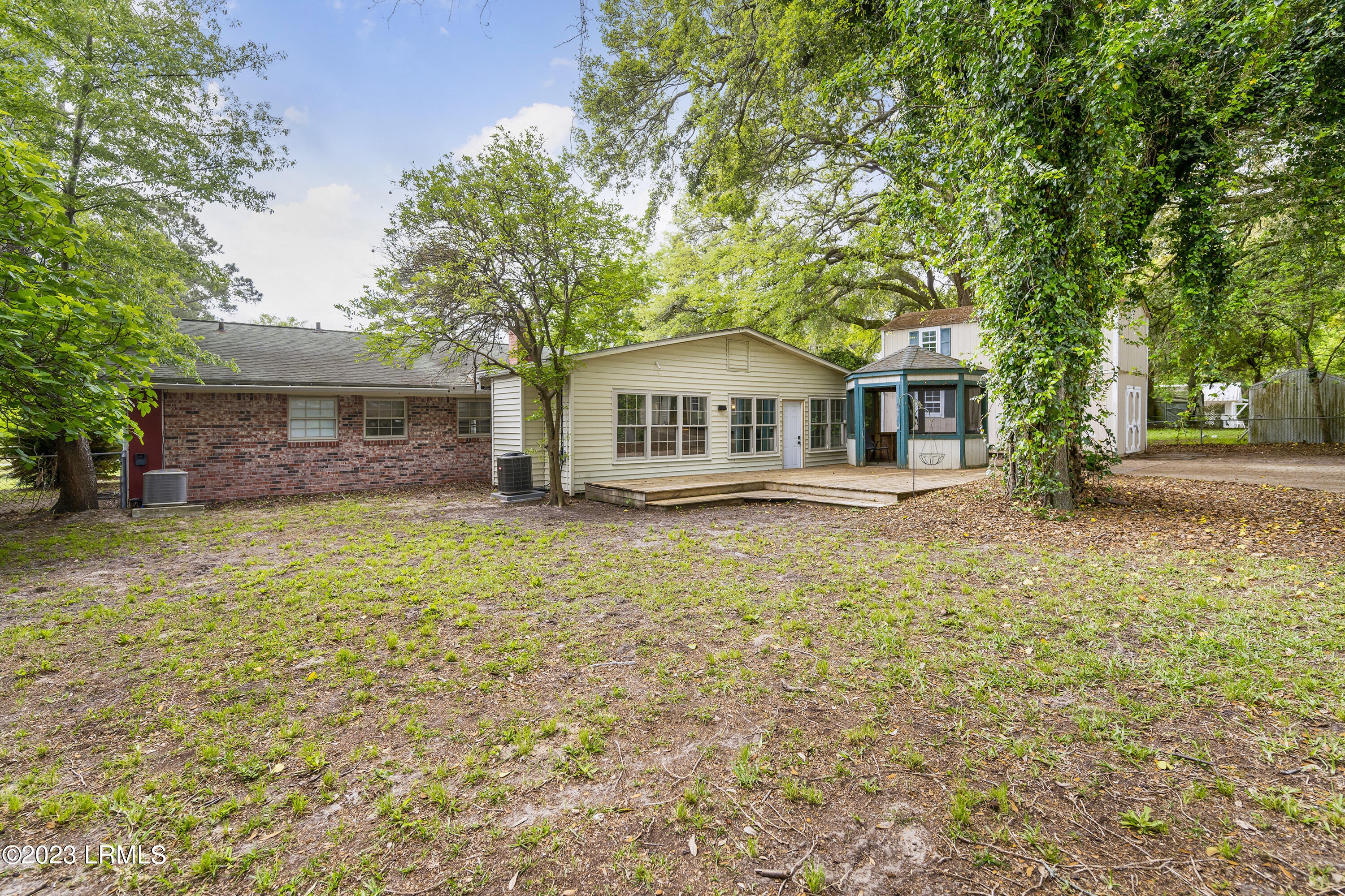 4017 Shell Point Road Beaufort, SC 29906 - Photo 38 of 47 4017 Shell Point_21