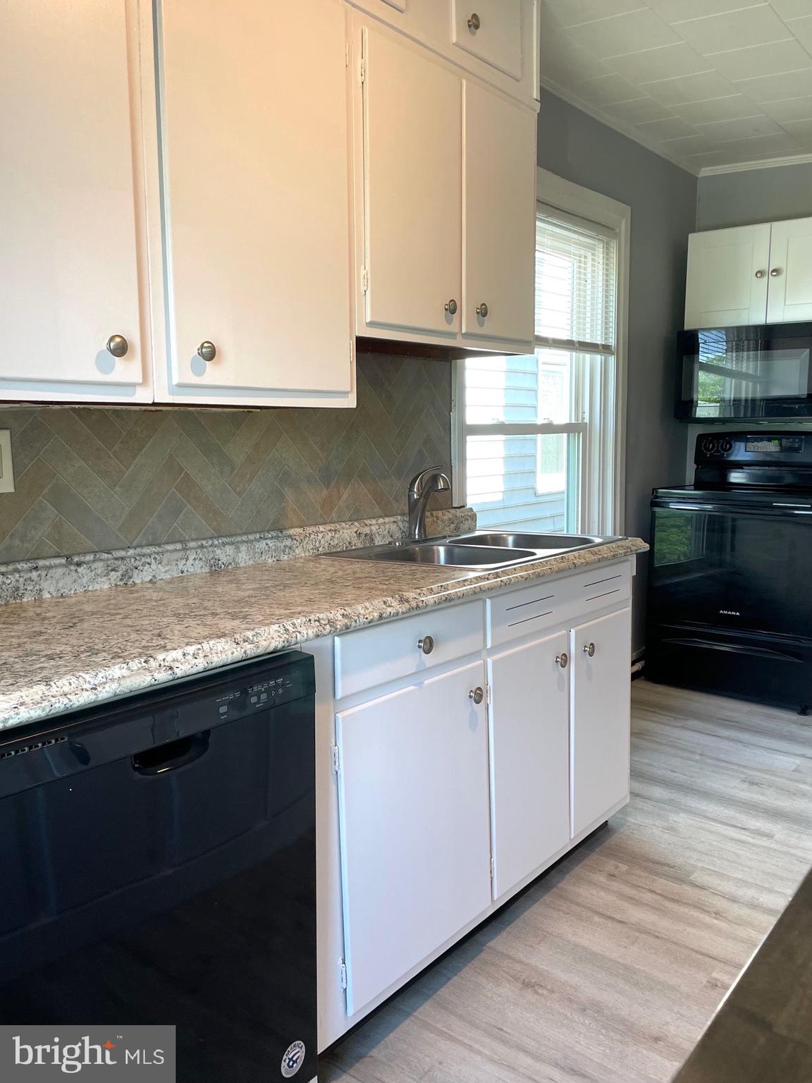 520 Main Street, Unit 2 Denver, PA 17517 - Photo 4 of 28