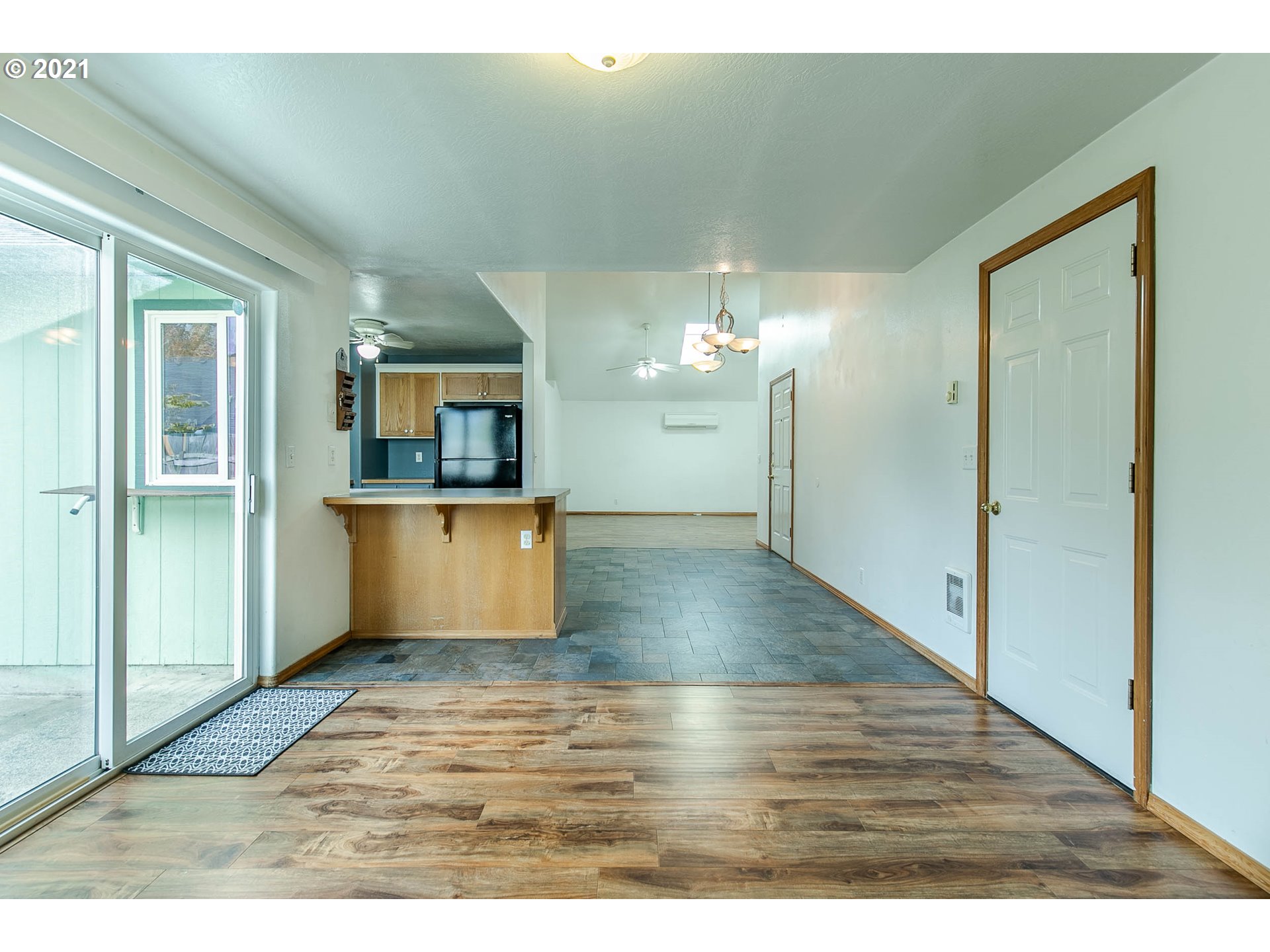4049 Virginia Avenue Springfield, OR 97478 - Photo 16 of 32 a view interior of the house and kitchen view