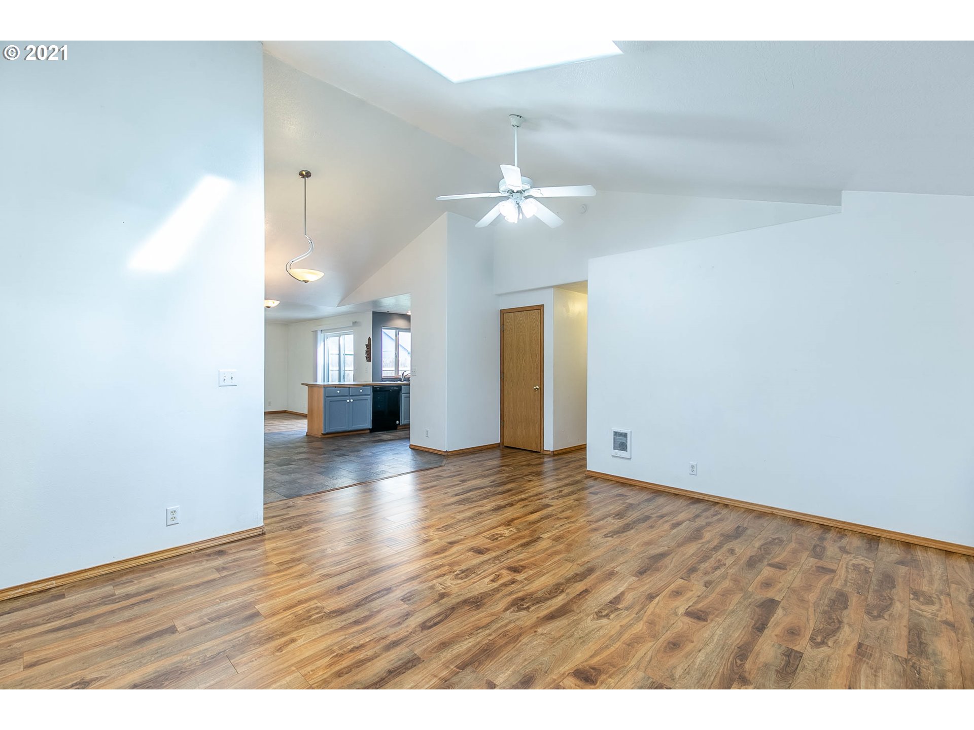 4049 Virginia Avenue Springfield, OR 97478 - Photo 4 of 32 a view of empty room with wooden floor