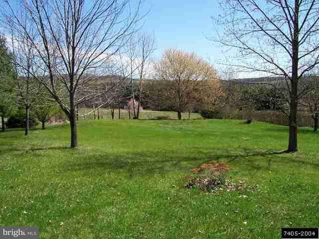 1226 Wentworth Road, Unit 33 York, PA 17408 - Photo 3 of 5 Gallery Image 3