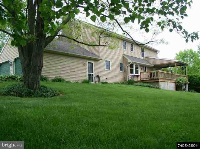 1226 Wentworth Road, Unit 33 York, PA 17408 - Photo 4 of 5 Gallery Image 4