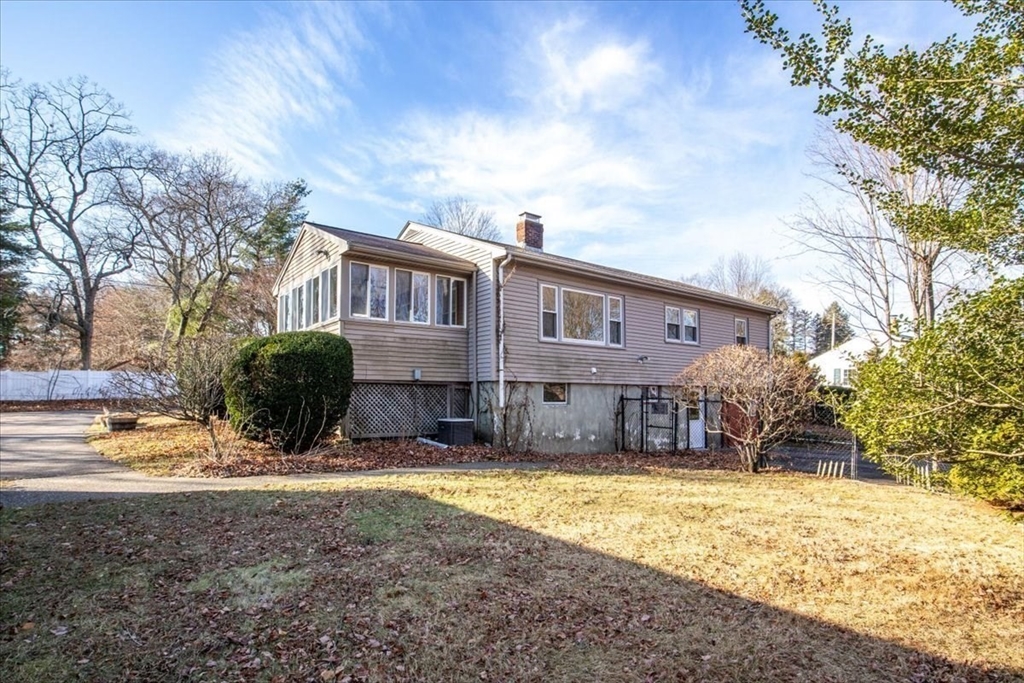 75 Bruce Road Walpole, MA 02081 - Photo 19 of 20