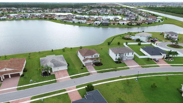 $599,000 | 7609 Northwest Archerfield Drive, Port St. Lucie, FL 34987