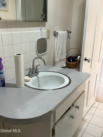 $274,000 | 405 County Route 9, Whitehall, NY 12887