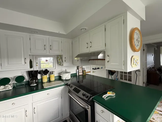 $274,000 | 405 County Route 9, Whitehall, NY 12887