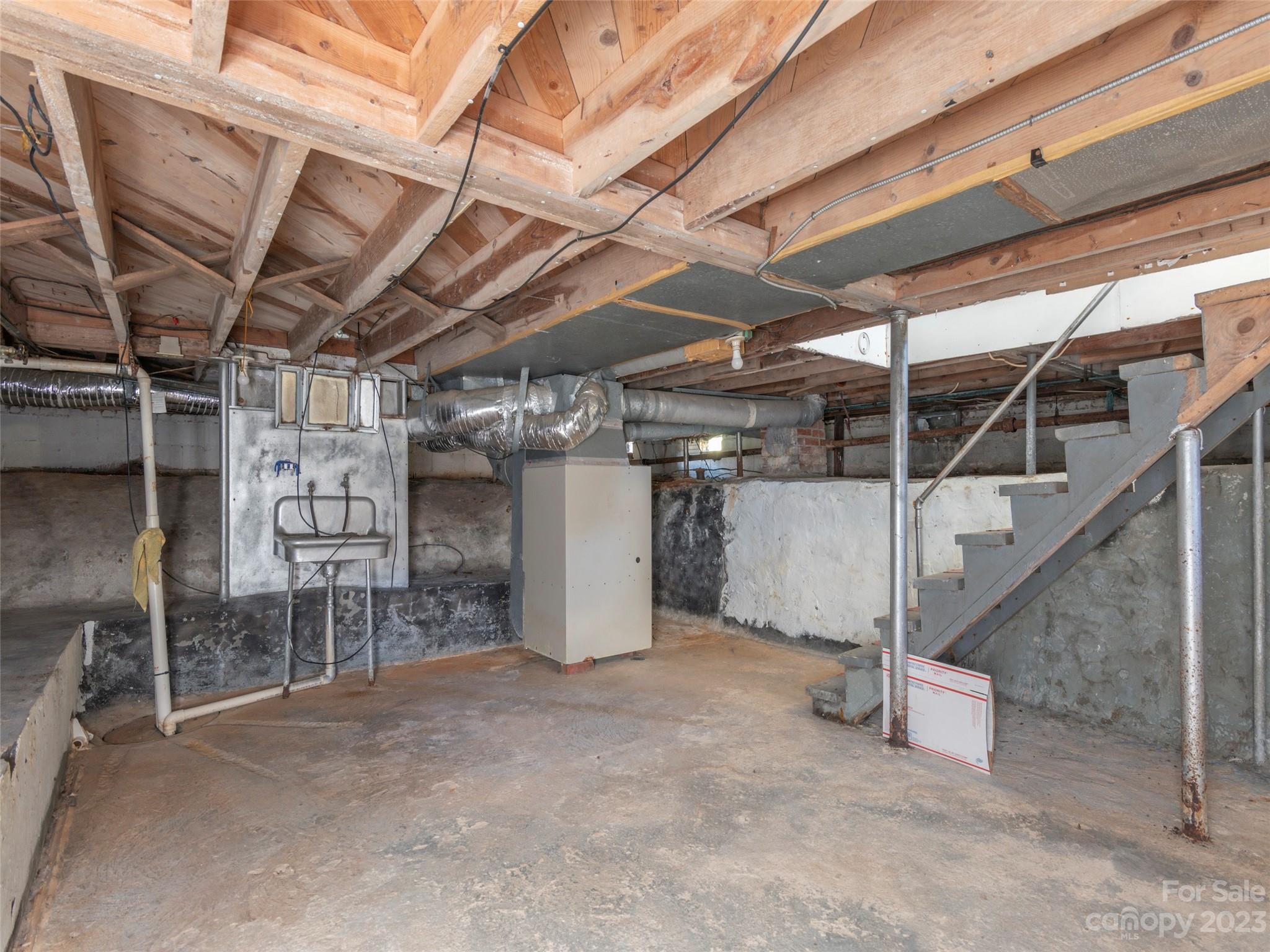 487 Emma Road Asheville, NC 28806 - Photo 10 of 13 Gallery Image 10