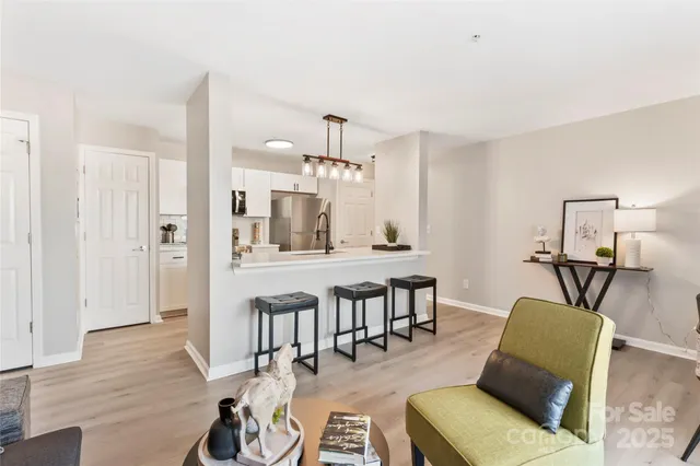 $210,000 | 1620 Arlyn Circle, Unit E, Charlotte, NC 28213